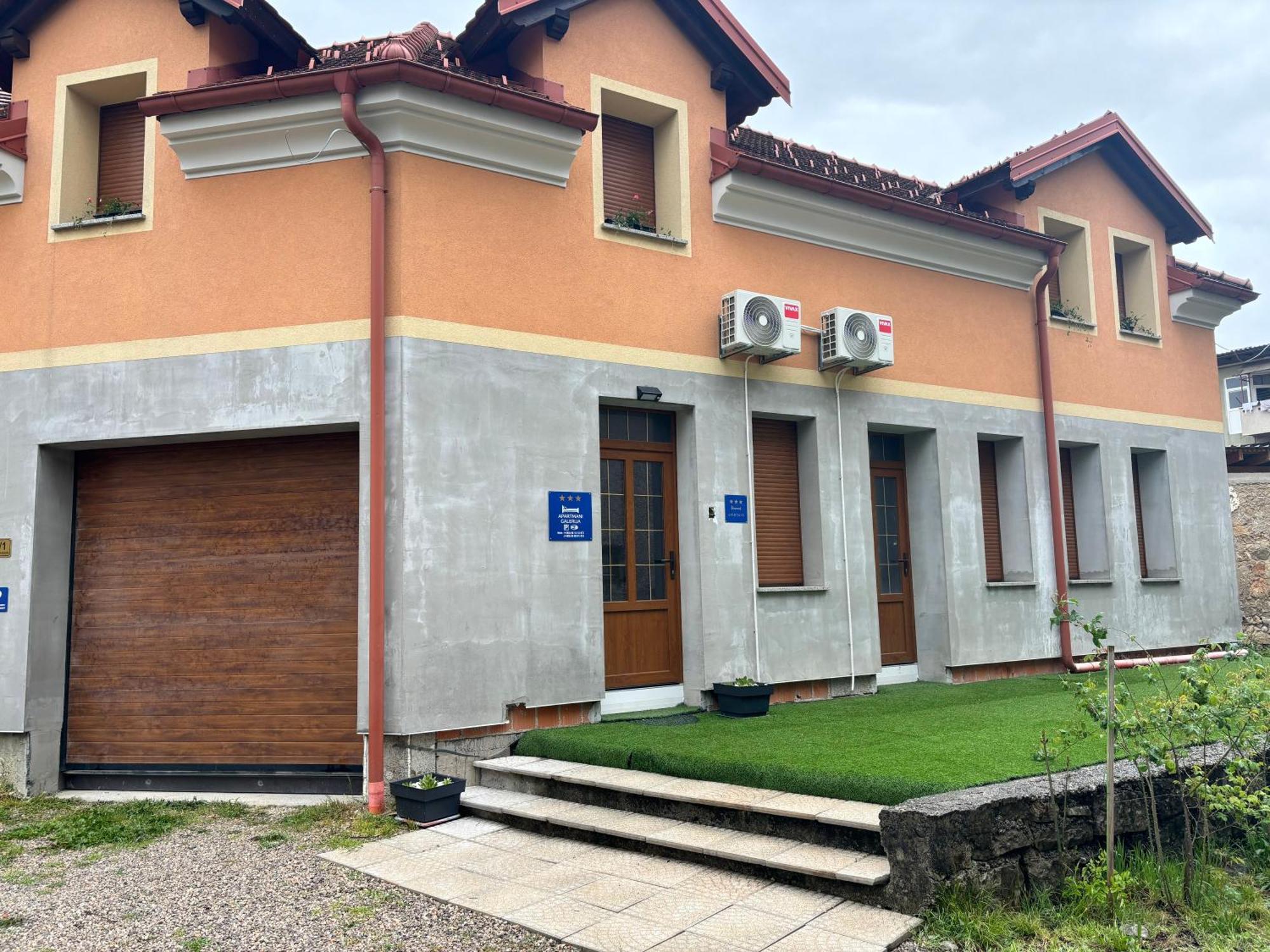 Apartman Galerija Ogulin Luaran gambar