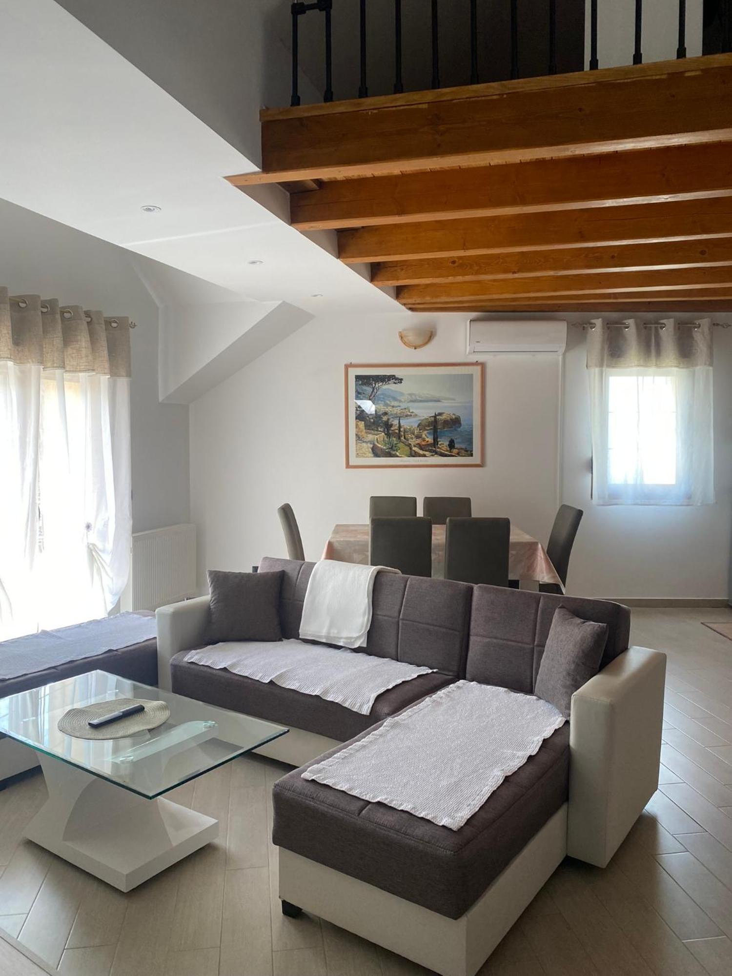 Apartman Galerija Ogulin Luaran gambar